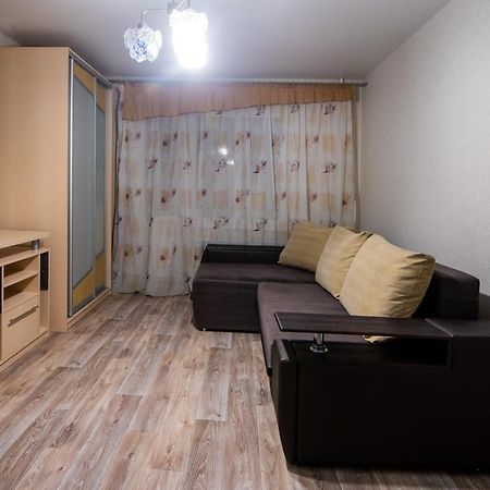 Apartment Street Trostyanetskaya Kiev Extérieur photo